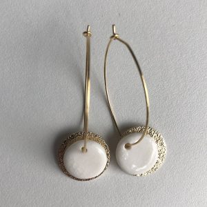 Boucles d’oreilles MILLE-FEUILLES – Or et porcelaine – Blanc