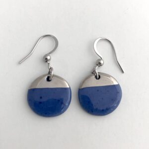Boucles d’oreilles – TATIN – Porcelaine et Argent – Bleu marine