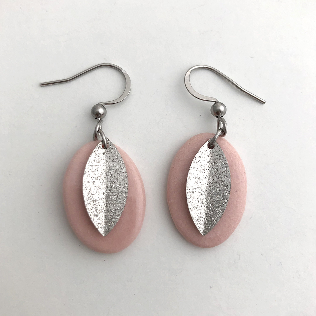Boucles D'oreilles Pendentifs Femme - Argent, Nacre, émaillée Corail Rose, Neuves Avec étiquettes