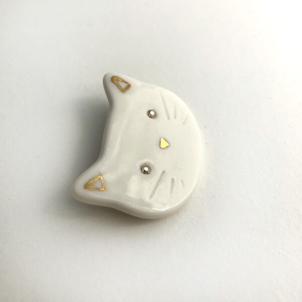 broche porcelaine or et strass